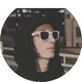artist profile picture