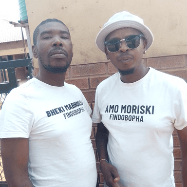 artist profile picture